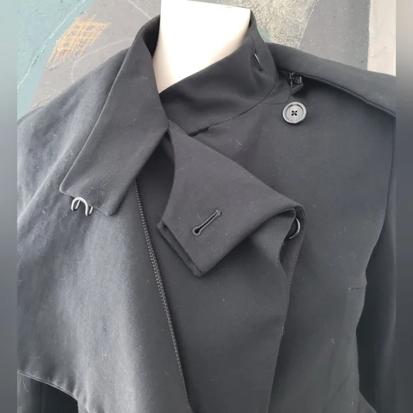 Ann Demeulemeester | Asymmetric Blazer with Oversized-lapel and Zip Details - Picture 9 of 15